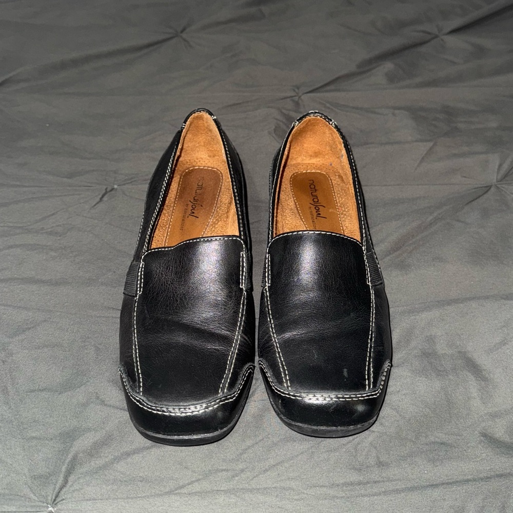 Natural Soul by Natrualizer Black Camelia Closed Toe Slip-On Shoes Womens Size 7 - Picture 3 of 6